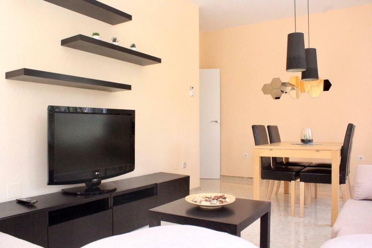 Appartamento Renovado Y Muy Cerca Del Centro Urbano Málaga Esterno foto