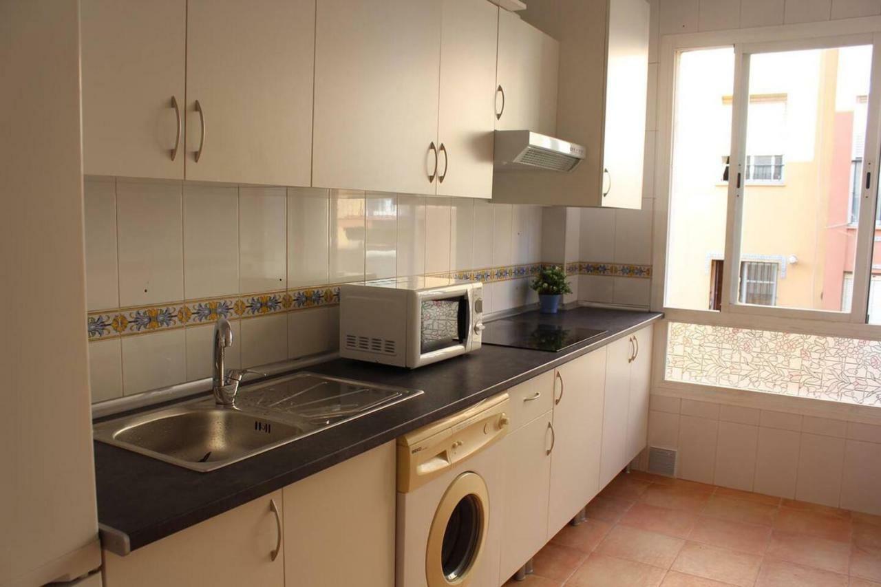Appartamento Renovado Y Muy Cerca Del Centro Urbano Málaga Esterno foto